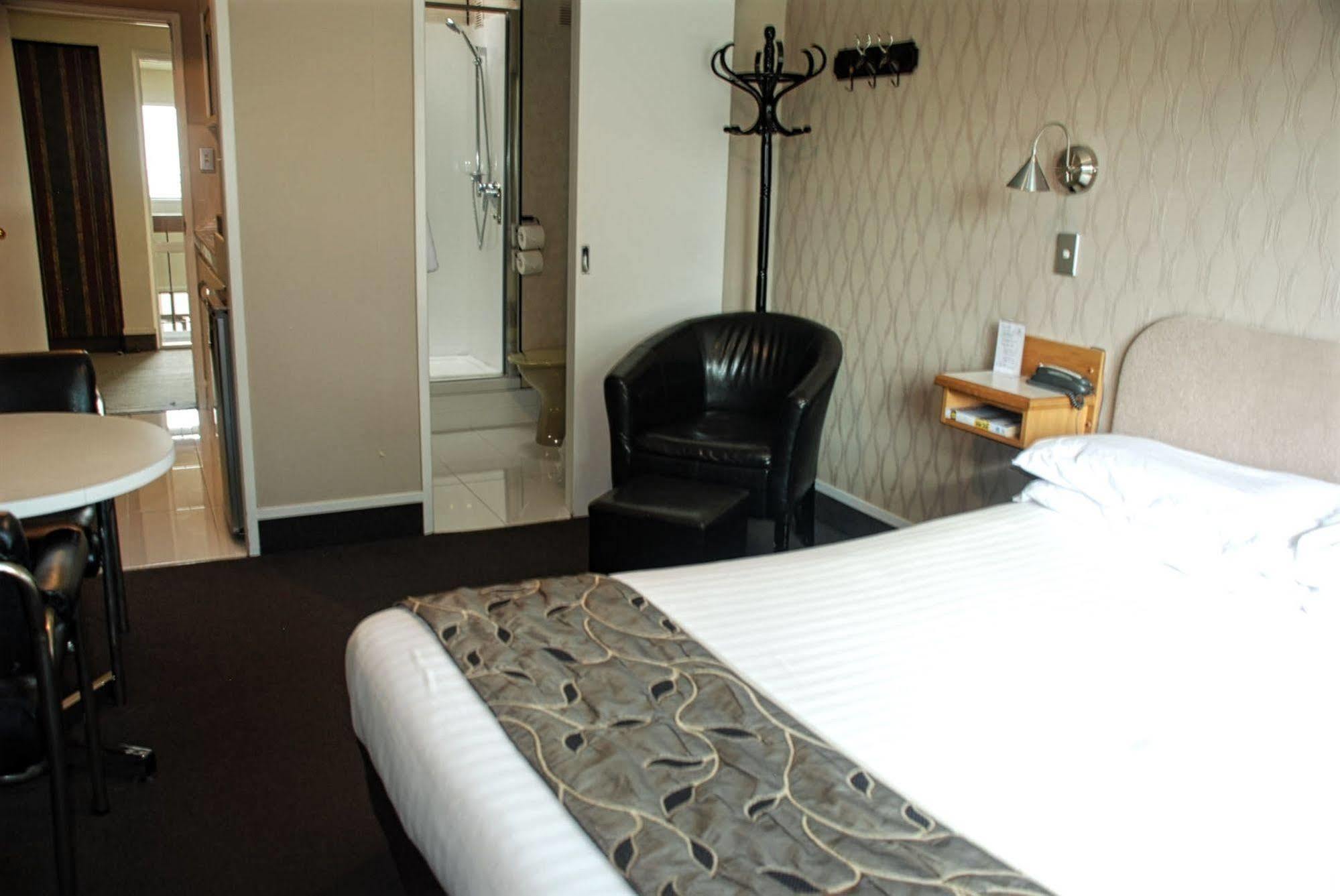 המילטון Fountain City Motor Inn מראה חיצוני תמונה